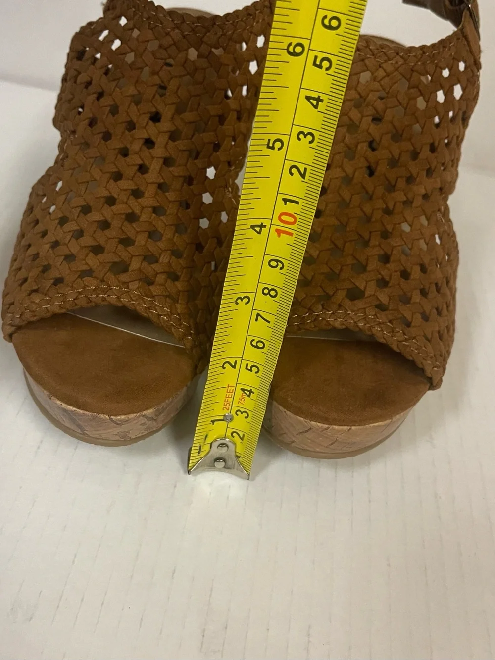 Mudd Women Size 5.5 Festival Cognac Woven Cork Wedge Sandals